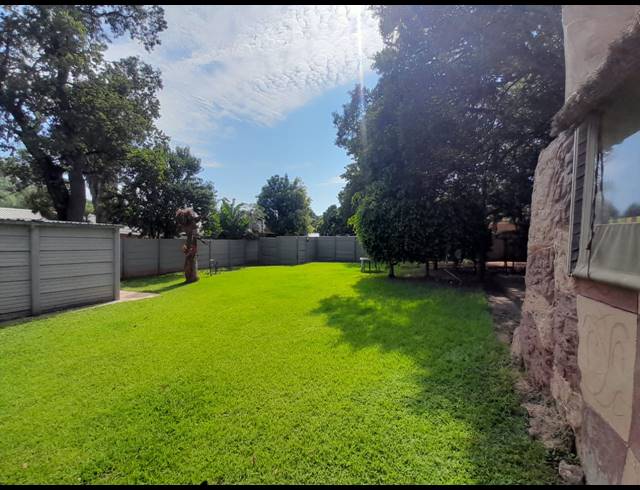 4 BEDROOM HOUSE FOR SALE IN PROTEA PARK